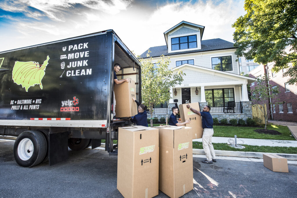 Crew Unloading Boxes 01 (1)
