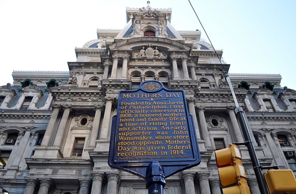 The Mother's Day sign in front of Philadelphia City Hall. 
